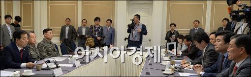 [포토]국가안보 관련 긴급 당정