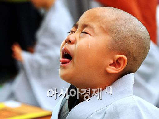 [포토]눈물 터진 동자승