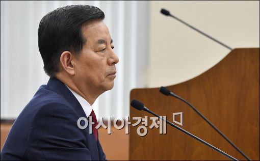 [포토]굳게 입다문 한민구 장관