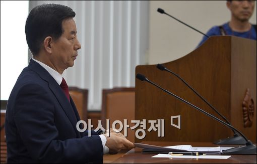 [포토]굳게 입다문 한민구 장관