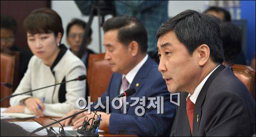 이종걸 "조윤선 정무수석, 사실상 경질…국회 협박"