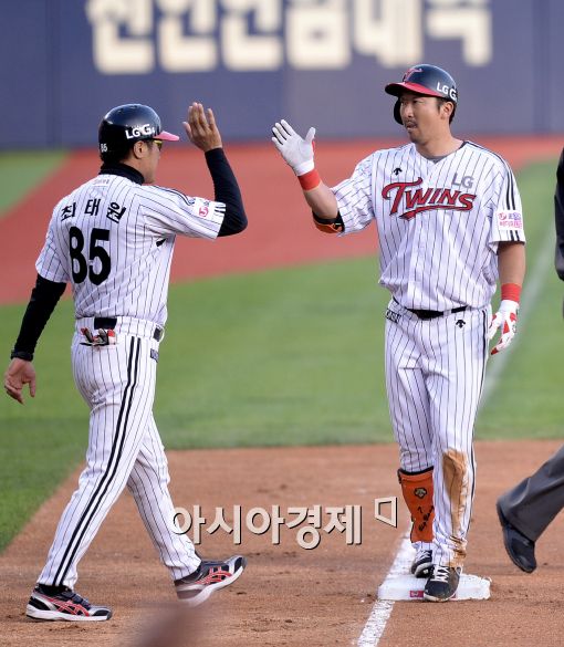 [포토]이병규, '3루타로 역전 1타점!'