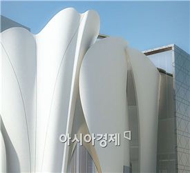 크리스챤 디올, '레이디 디올' 한국 독점 출시