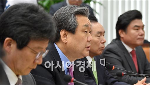 김무성 "野 세월호법 시행령 연계 기가막힌 심정"