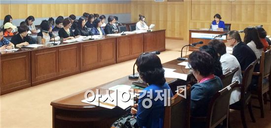 순천시는 시간연장 어린이집 원장 간담회를 개최했다.