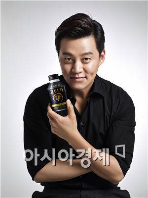 배우 이서진, '조지아 고티카' 커피 모델 발탁