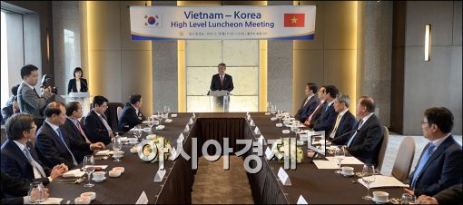 [포토]베트남 경제부총리 만나는 임종룡 위원장