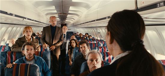 분노 유발 세상에 날리는 통쾌한 한 방…영화 '와일드 테일즈'