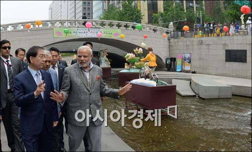 [포토]청계천 방문한 모디 인도총리