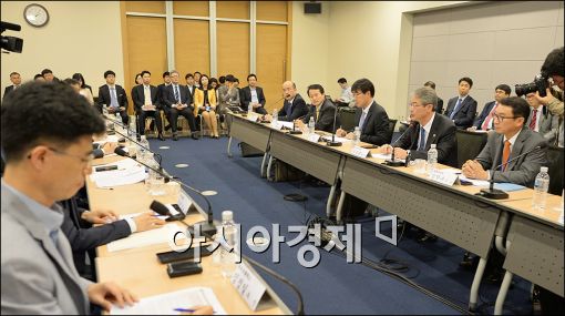 [포토]임종룡, "기업공시 개선 방안 발표할 것"