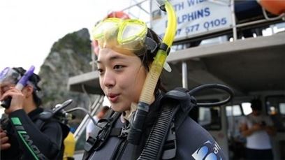 설리, '물 공포증' 고백…버킷리스트로 스쿠버다이빙 도전