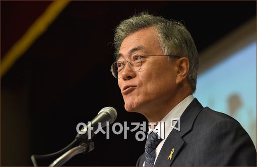 문재인 "대한민국 심각한 위기…朴대통령, 보여주기식 행보 할때 아냐"