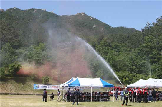 장흥군, 천관산 산불진화 시범훈련 개최