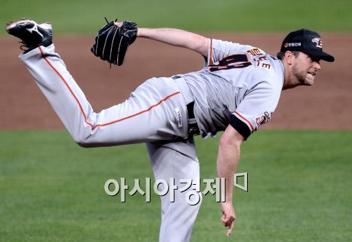 [포토]탈보트, '나 오늘 공 좋아!'