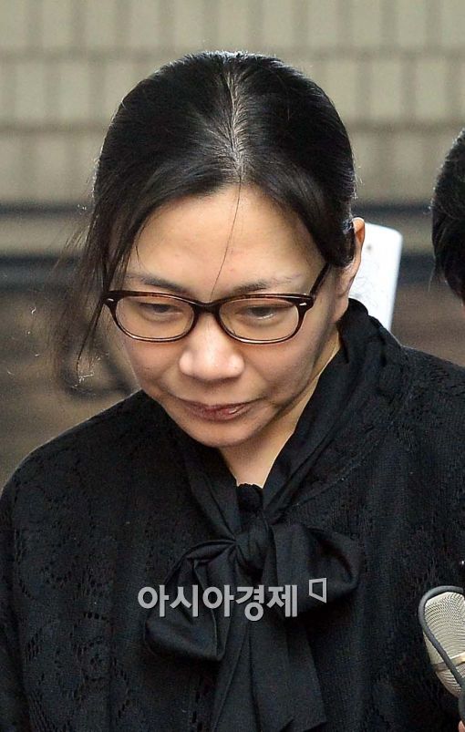 [포토]긴장하는 조현아 전 대한항공 부사장