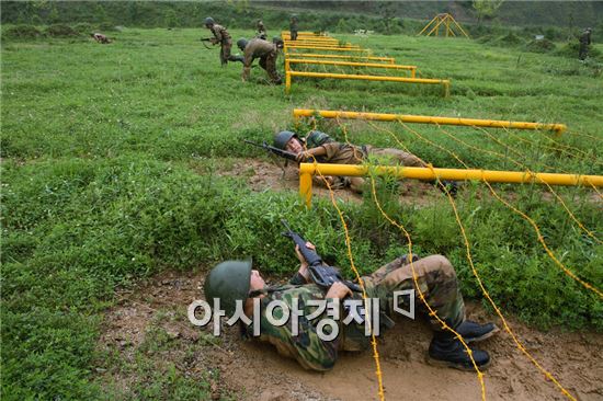 예비군들에게 K2 소총이 15년뒤에야 보급될 예정이다. 