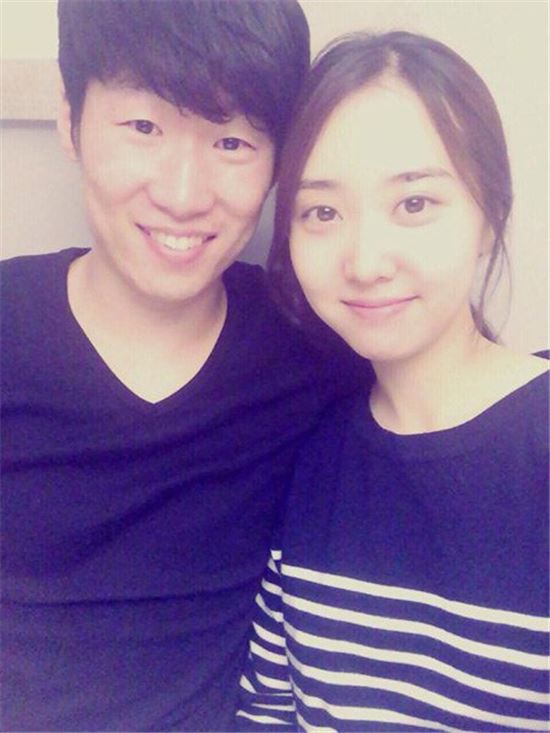 박지성 김민지 부부. 사진=JS파운데이션 페이스북 