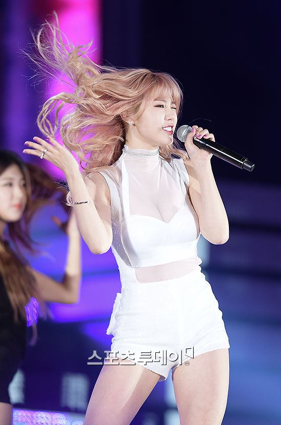 [포토] 전효성, 머리 넘김도 섹시하게~