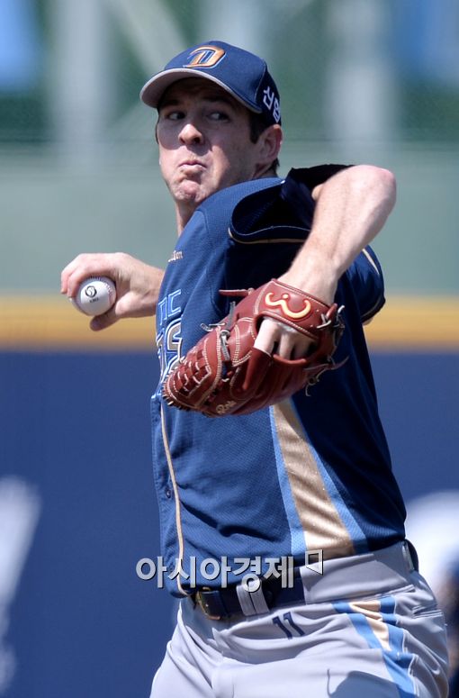 [포토]찰리, '넥센 타선은 내가 막는다'