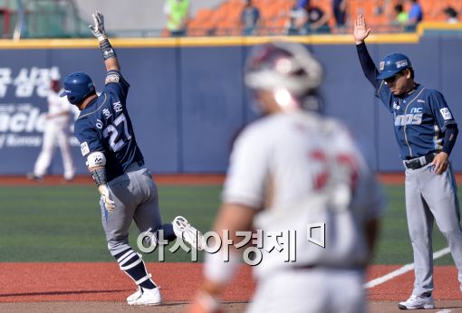 [포토]이호준, '역전 스리런이야!'