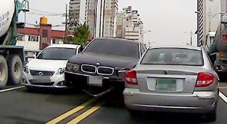 마약 복용하고 광란의 질주 벌인 BMW 차량. 사진=인천지방경찰청 제공