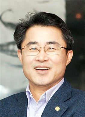 최경환 상임대표