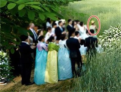 원빈 이나영 결혼식에 참석한 지춘희 디자이너. 사진제공=이든나인