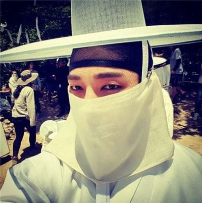 이준기, '밤선비' 촬영 중 코뼈 골절…"촬영 전면 중단"