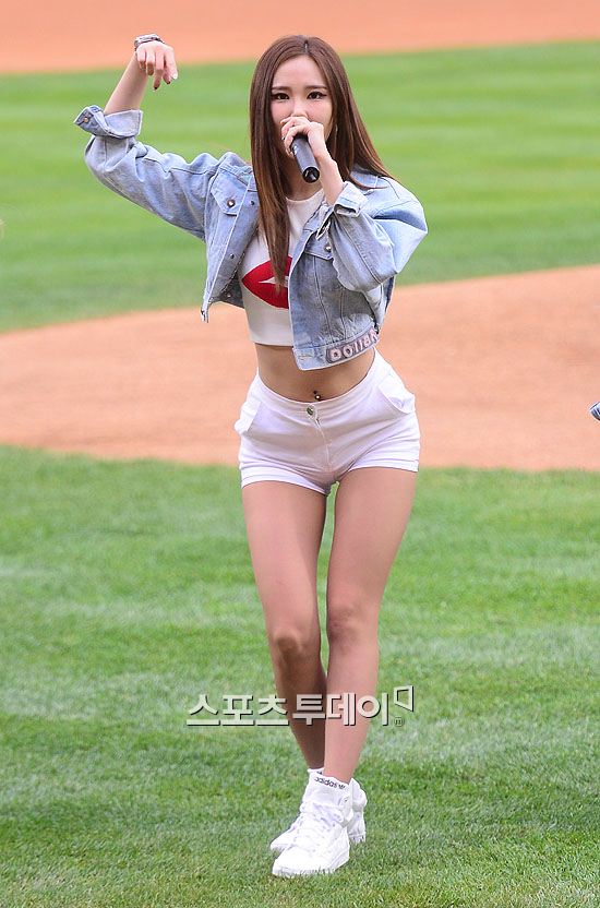 [포토] EXID LE, 아찔한 골반라인