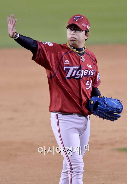 [포토]양현종, '완봉승 거뒀어요!'