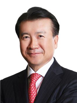 성용목 신세계DF 대표