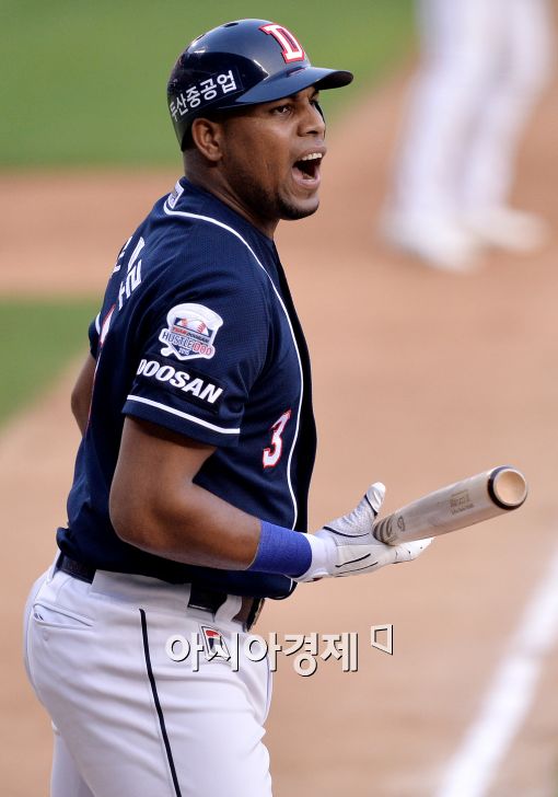 [포토]로메로, '만루 찬스에서 내야 뜬공이라니..'