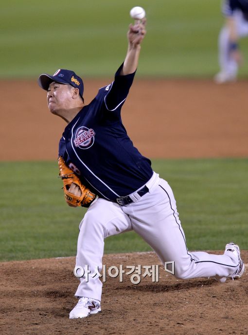 [포토]역투하는 두산 이현승