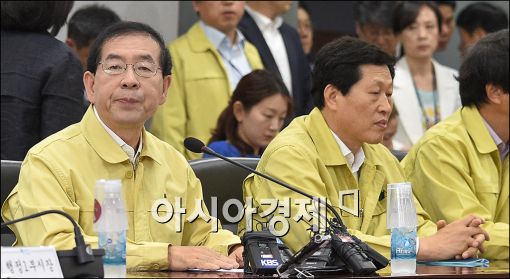 [포토]굳게 입다문 박원순 시장