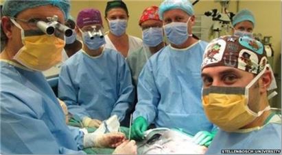 세계 최초 성기이식 男, 아빠된다…"여자친구 임신 4개월"