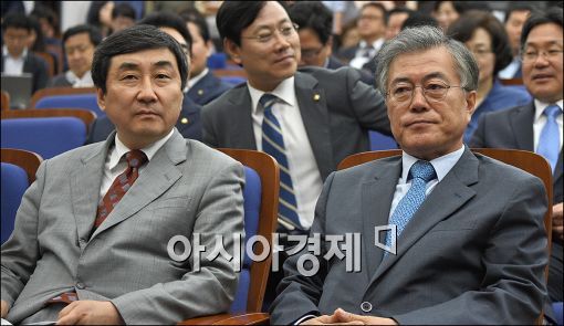 [포토]굳게 입다문 문재인 대표