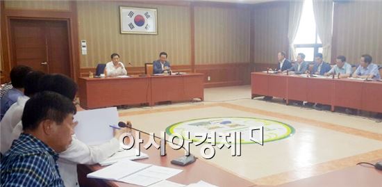함평군(군수 안병호)이 11일 군청 소회의실에서 투자유치 추진상황보고회를 가졌다.
