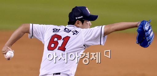 [포토]역투하는 두산 함덕주