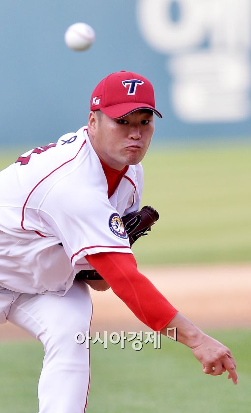 [포토]김진우, '쉽게 칠 수 없어!'