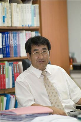 헌법재판연구원장에 전광석 연세대 로스쿨 교수