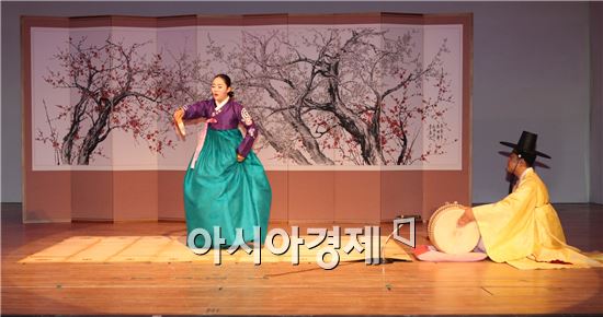 소리꾼 전지혜 동편제 ‘수궁가’ 완창 성황리 마쳐