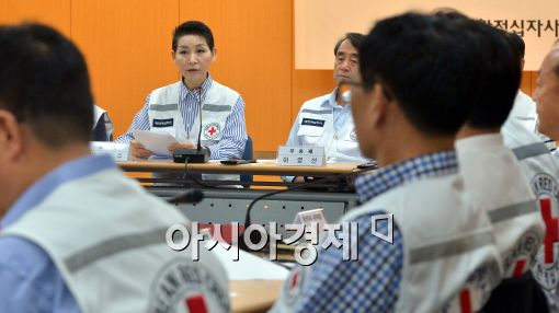 [포토]발언하는 김성주 총재