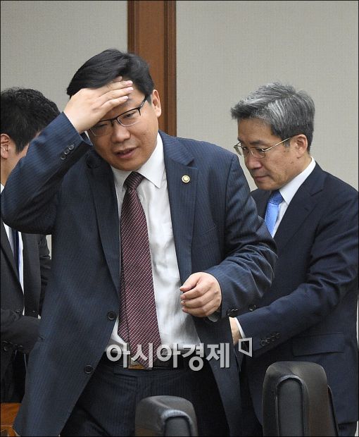 [포토]골치 아픈, 국제금융 움직임