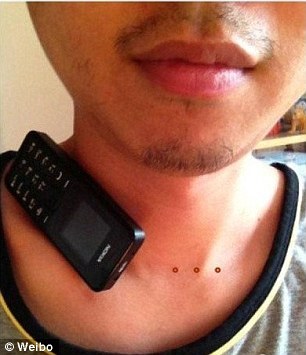 '쇄골에 동전 쌓기' 中 들썩…많이 올릴수록 '좋은 몸매'