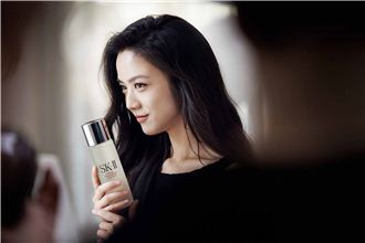 SK-II, 새로운 한국 모델로 탕웨이 발탁