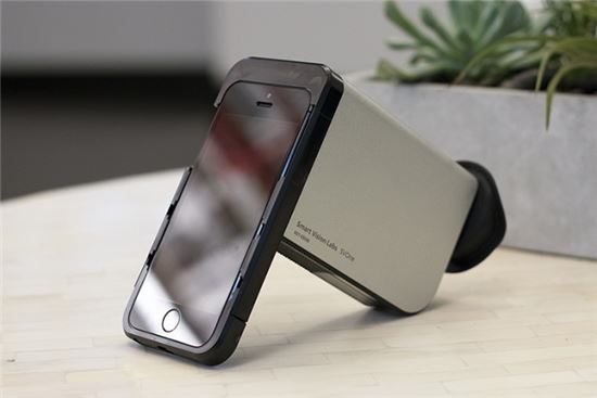 아이폰용 시력 검사 장비…"단가 10분의 1에 불과 "