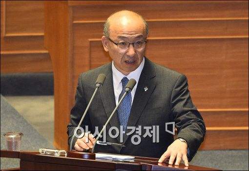 [포토]답변하는 문형표 장관
