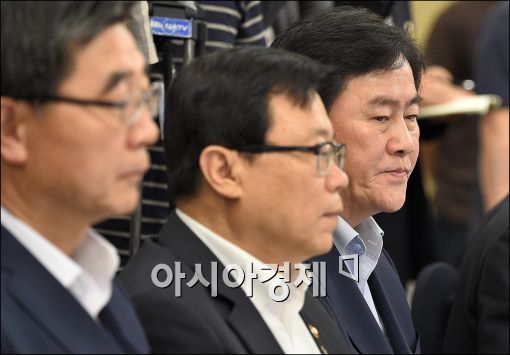 [포토]심각한 국무위원들