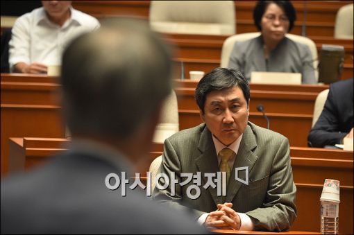 이종걸 "새누리당, 朴의 유정회인 '박정회'"