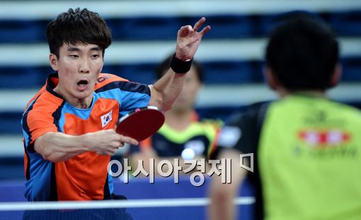 [포토]이상수, '구석을 찌르는 백핸드 공격'